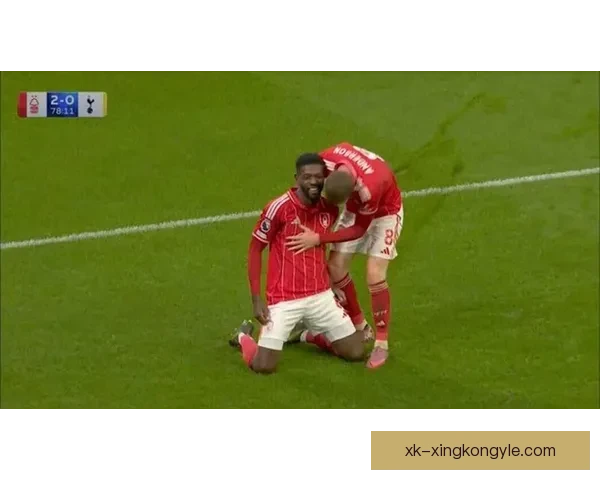 曼联欲截胡曼城青训天才拉爵赌