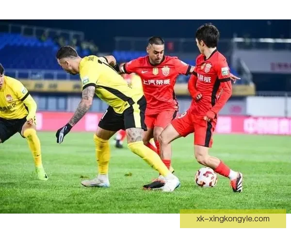 海港对阵蔚山克劳德争锋杨希