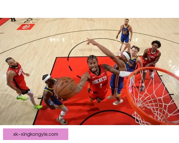 勇士加时险胜火箭 六人得分上双